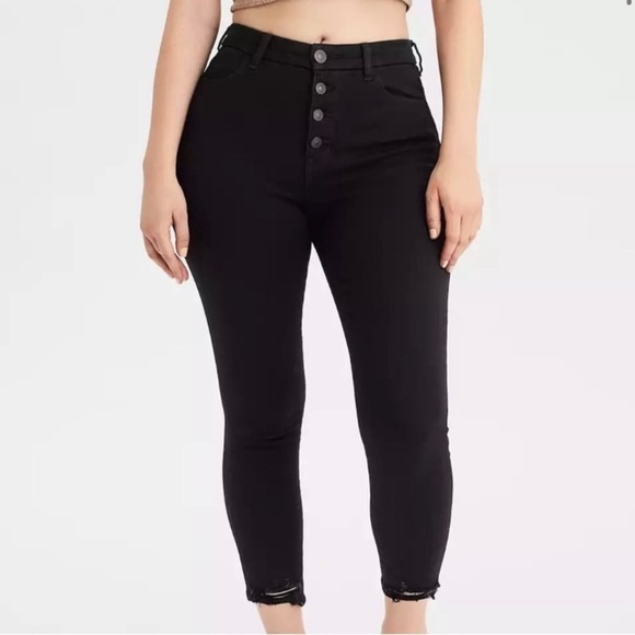 American Eagle Outfitters Denim - Curvy hi-rise Jeggings crop black button fly distressed size 0